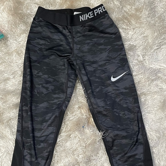 Nike Other - Nike pro Girls Pants